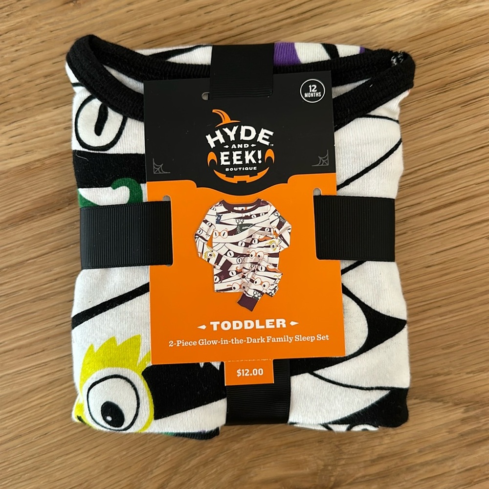 NWT Hyde and Eek Halloween Toddler 2-piece Glow In the Dark 12 Months